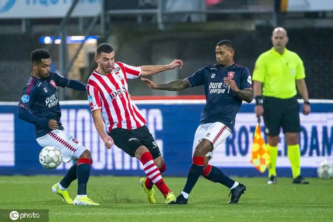 中国女足逐 中国女足逐